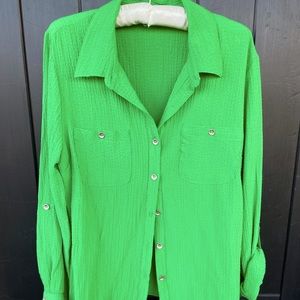 Ladies blouse, green, size L, NWT